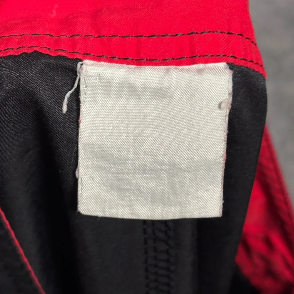 Quiksilver Board Shorts Mens 34 Black Red Cargo Pocket Swim Trunks Surfwear VTG